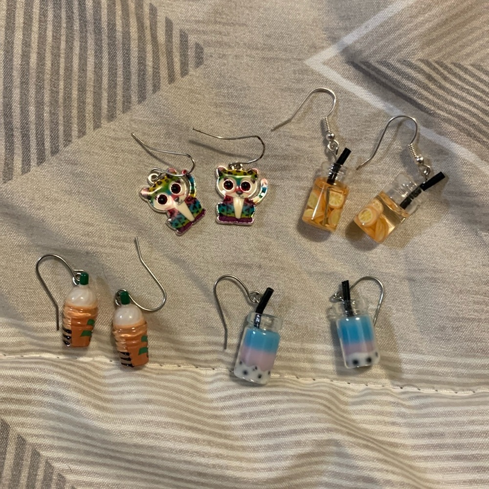Cute earring lot from Claire’s.